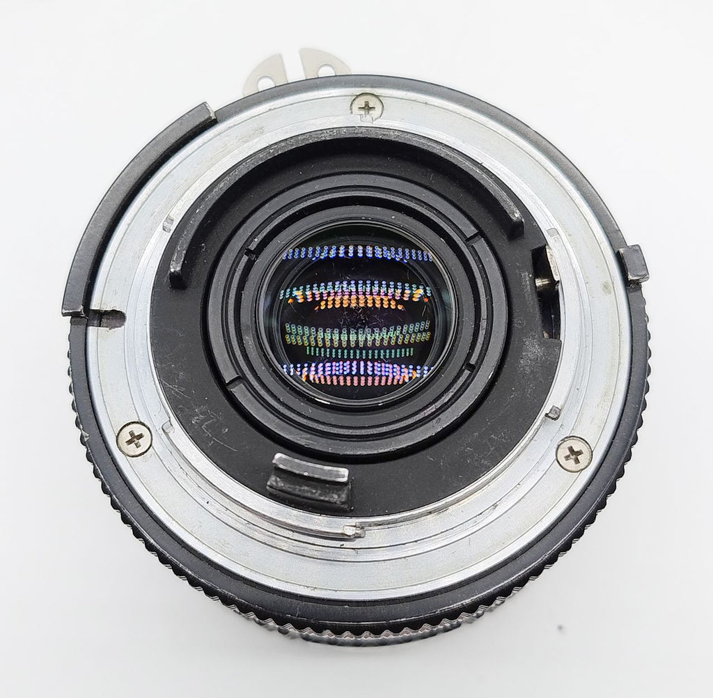 352 - Nikon Nikkor 28mm f2.8 Objektiv