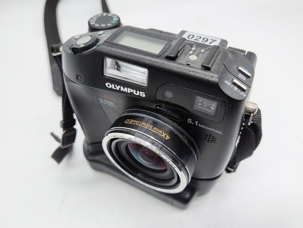297 - Olympus Camedia c-5060 wide zoom - funktionsfähig