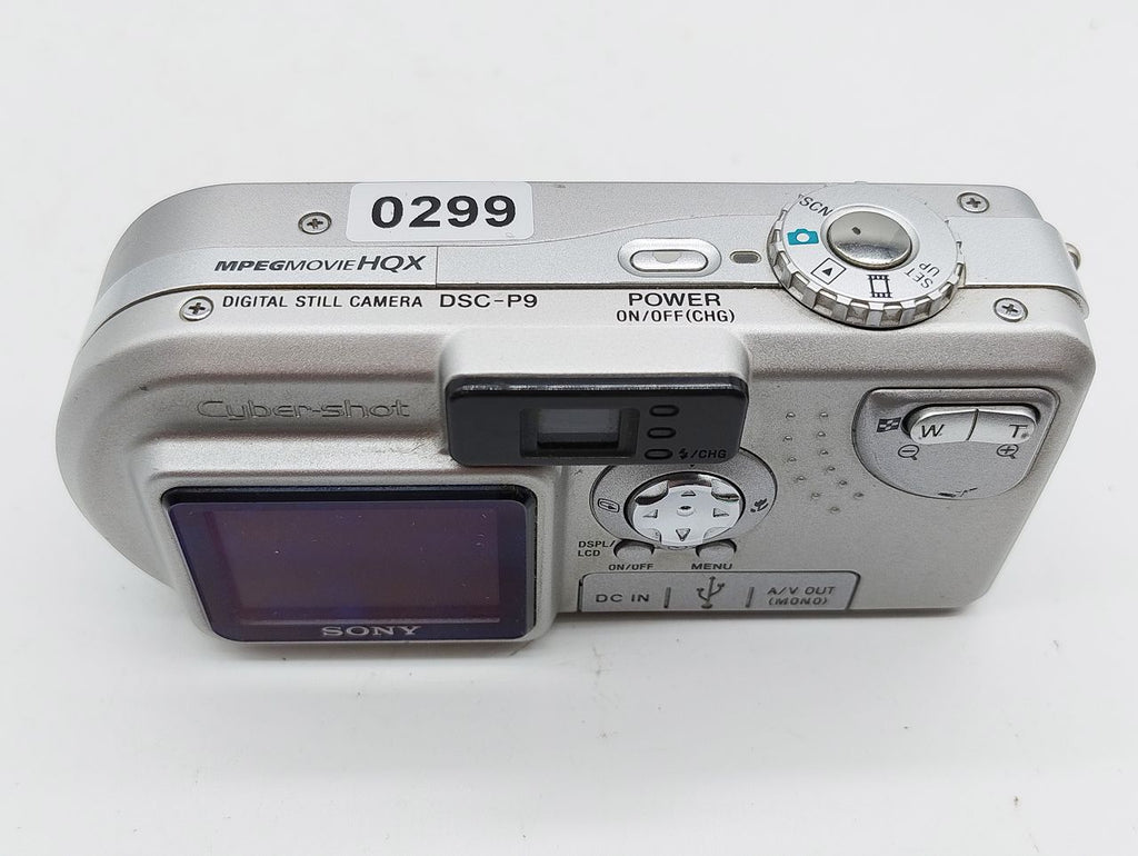 299 - Sony Cybershot DSC-P9 Digitalkamera