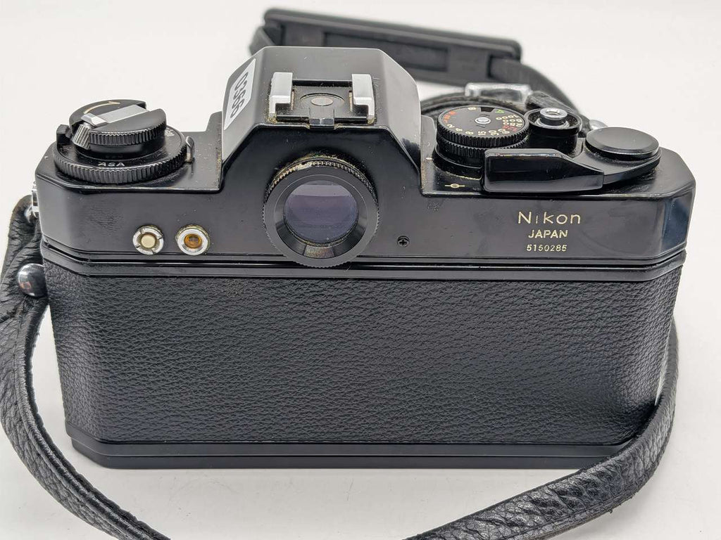 366 - Nikkormat EL in schwarz + Micro-Nikkor 55/3.5