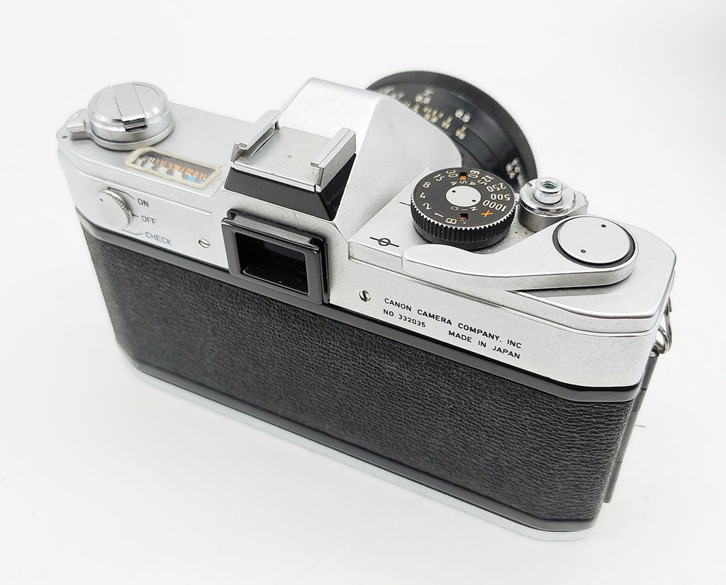 250 - Canon FX SLR + Porst Super WW 28/3.5 + Canon 50/1.8 + Ledert. + Kinoflex