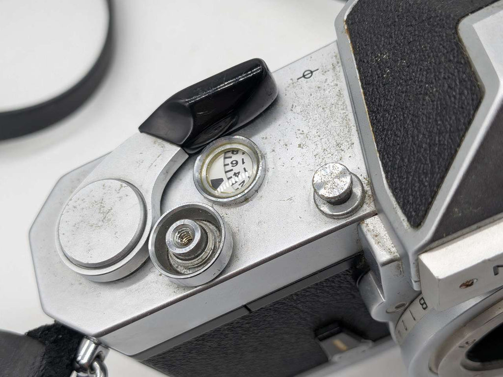 372 - Nikon Nikkormat Spiegelreflexkamera