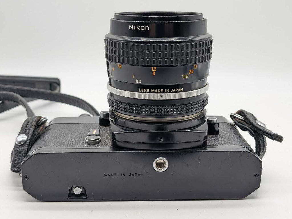 366 - Nikkormat EL in schwarz + Micro-Nikkor 55/3.5