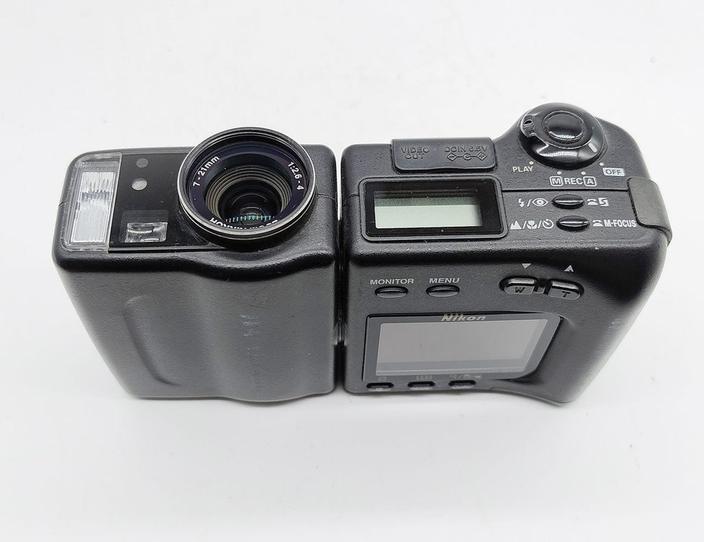 298 - Nikon Coolpix 950 Digitalkamera