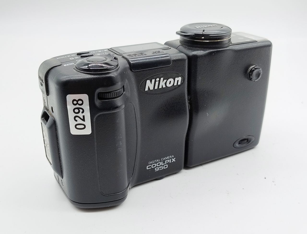 298 - Nikon Coolpix 950 Digitalkamera