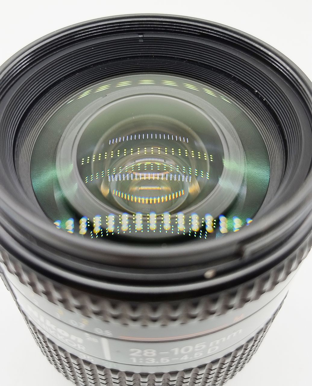 354 - Nikon AF Nikkor 28-105 f3.5-4.5 Zoomobjektiv