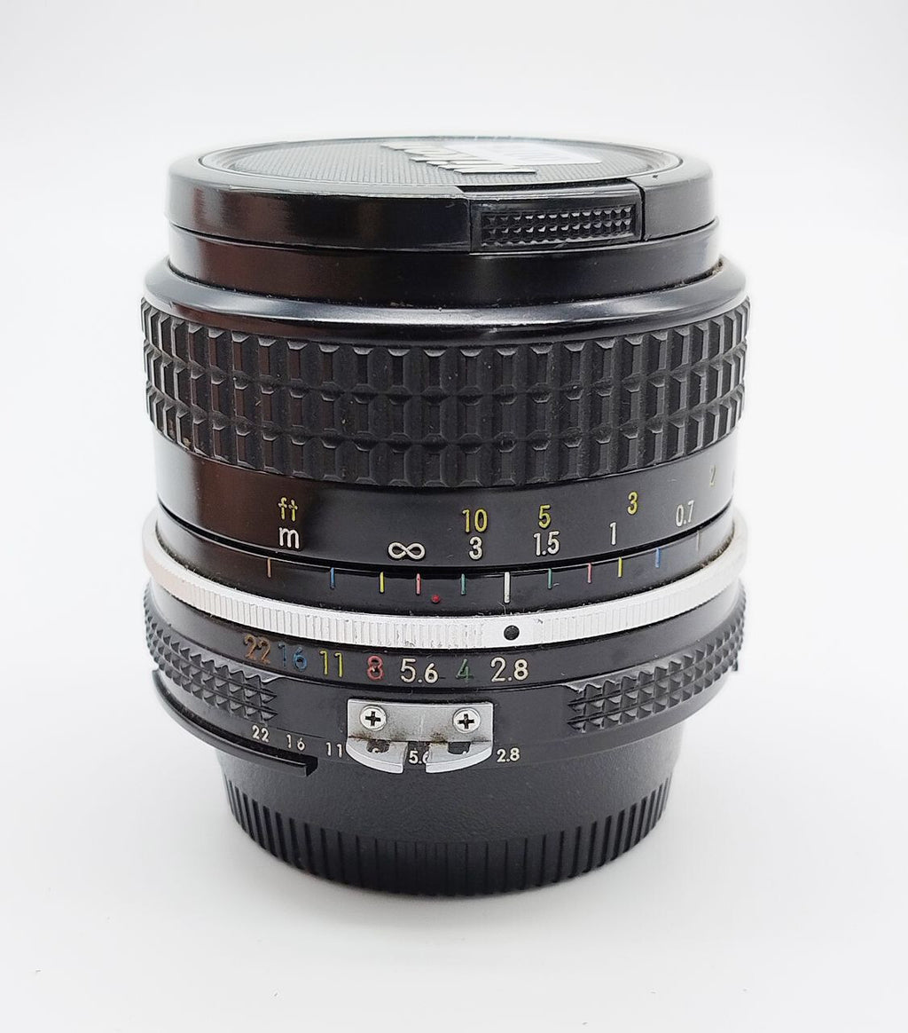 76 - Nikon Nikkor 24mm f/2.8 Ai Nikon F Objektiv