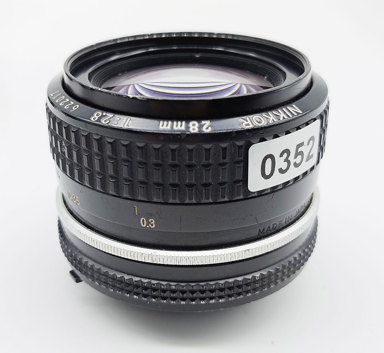 352 - Nikon Nikkor 28mm f2.8 Objektiv