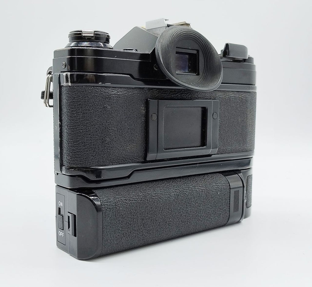 79 - Canon AE1 + Canon 50/1.8 Objektiv (vmtl. Pilz) + Motor Drive A