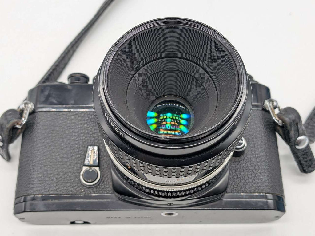 366 - Nikkormat EL in schwarz + Micro-Nikkor 55/3.5