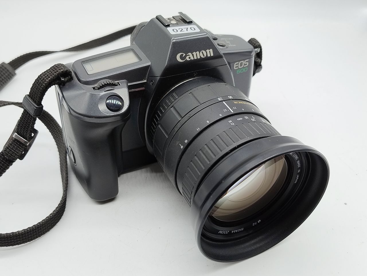 270 - Canon EOS 600 + Sigma 28-200/3.8-5.6