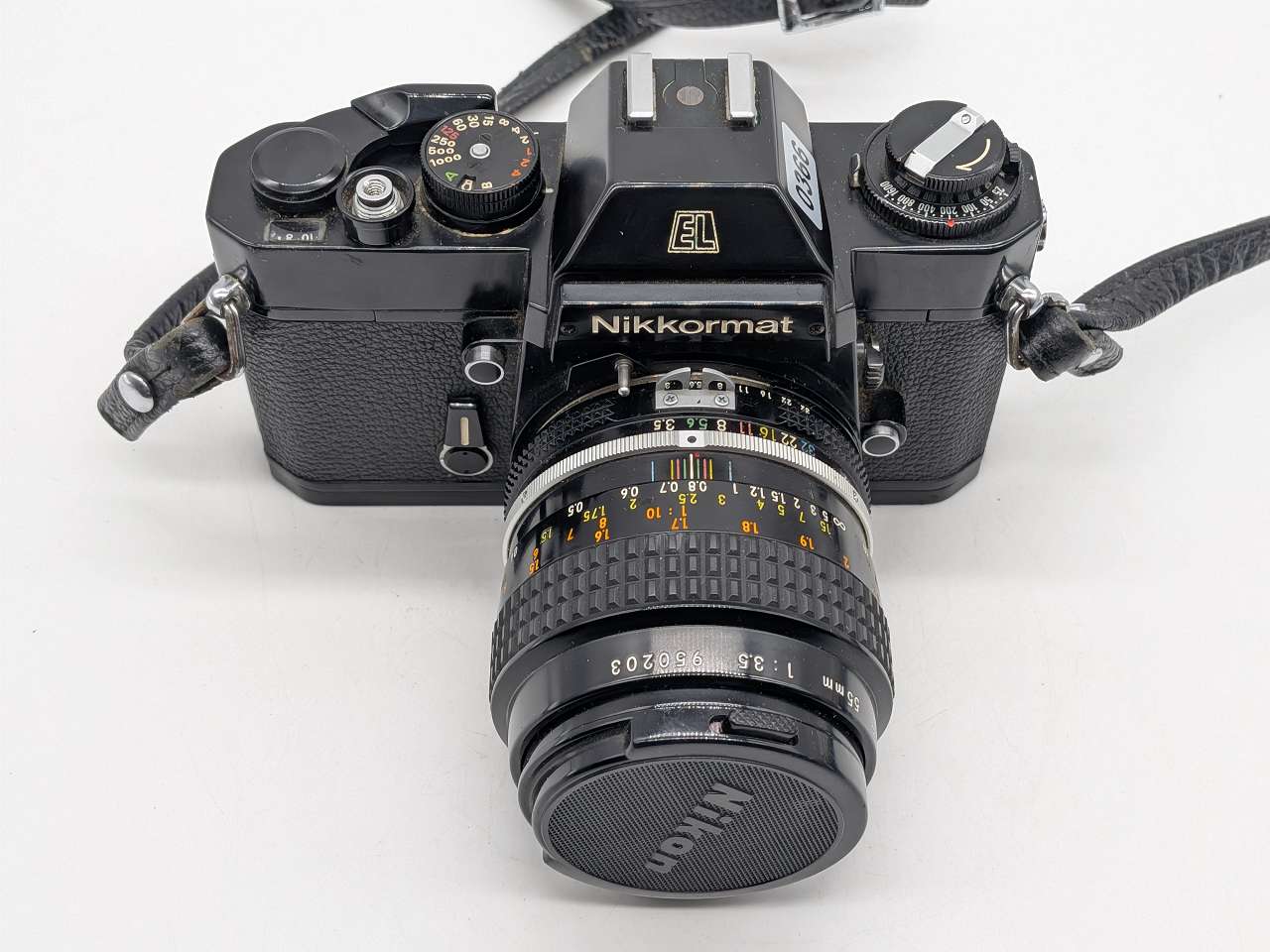 366 - Nikkormat EL in schwarz + Micro-Nikkor 55/3.5