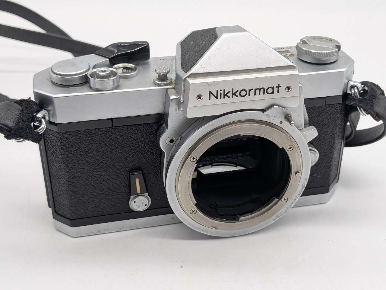 372 - Nikon Nikkormat Spiegelreflexkamera