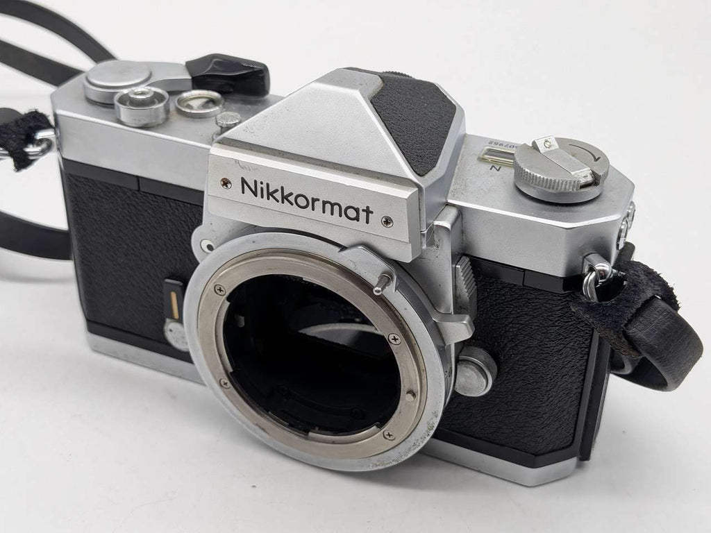 372 - Nikon Nikkormat Spiegelreflexkamera