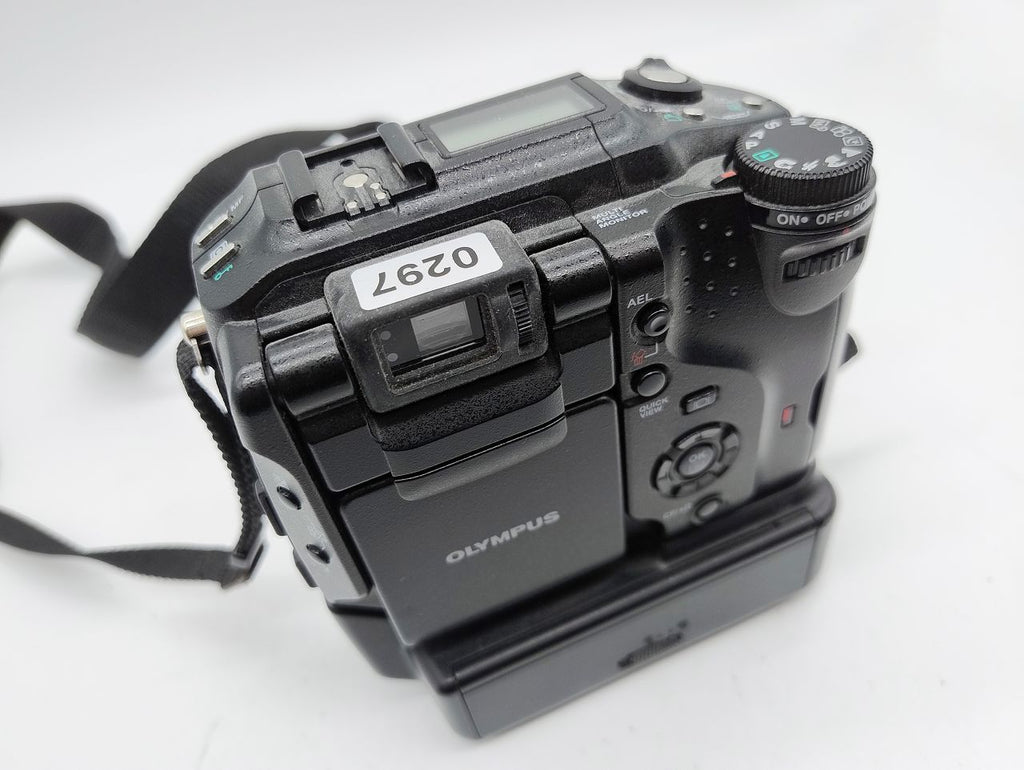 297 - Olympus Camedia c-5060 wide zoom - funktionsfähig