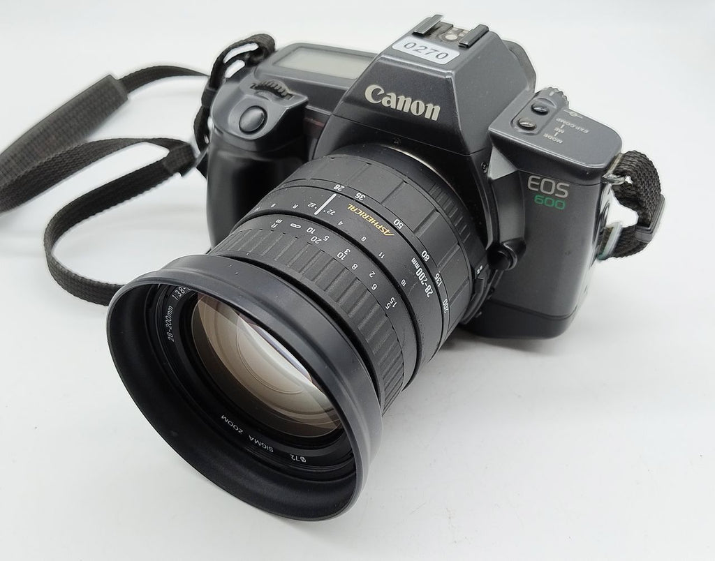270 - Canon EOS 600 + Sigma 28-200/3.8-5.6